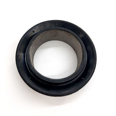 4.5 Inch V Style Swab Cup dengan Steel Reinforced Insert untuk High Pressure Well Service